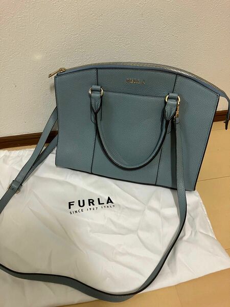 FURLA フルラ　ショルダーバッグ