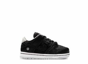 Medicome Toy Nike SB TD Dunk Low Pro QS &quot;BE@RBRICK&quot; 15cm DC1629-001