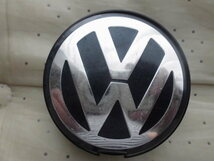 神奈川発　●　VW フォルクスワーゲン 7D0 601 165 ホイール センターキャップ 1個 N2_画像1