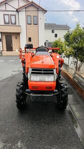 埼玉発：クボタ Tractor 4WD GL23、23馬力自動水平 使用1246hours、中古實動品。