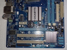 GIGABYTE LGA775用マザーボード GA-G31M-ES2L (rev. 2.4) Intel G31 m-ATX 中古動作品_画像3