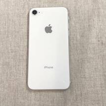 iPhone8 (MQ792J/A) 64GB シルバー 【SIMフリー】_画像4