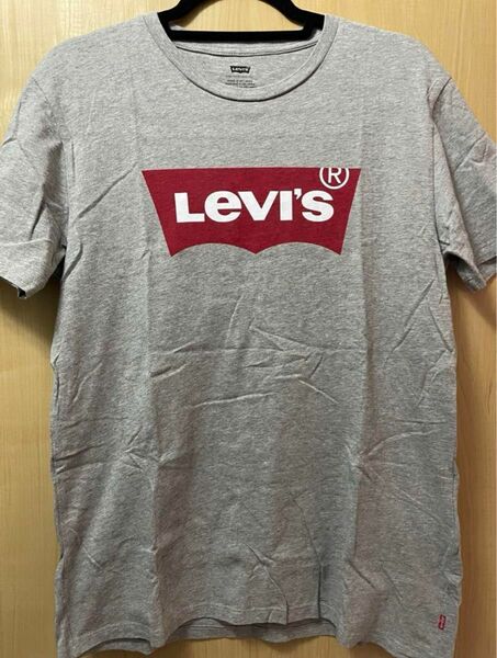 Levi's リーバイス Tシャツ