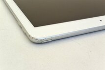 [ジャンク] apple iPad6 2018 Wi-Fi 32GB MR7G2J/A シルバー [状態悪い][9606]_画像7