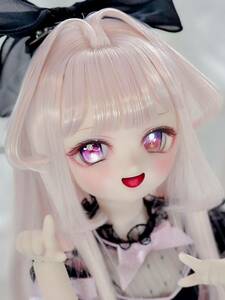 Art hand Auction 【eMO+h】DDH-01 セミホワイト肌 ソフビ盛りカスタムヘッド+レジンアイ(難あり※説明文をご確認下さい), 人形, キャラクタードール, ドルフィードリーム, パーツ