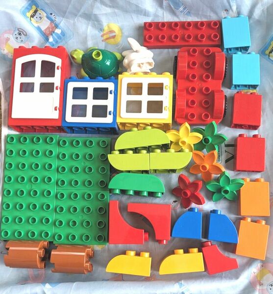 レゴ デュプロ LEGO 純正 ブロック　ドア　窓　車　花