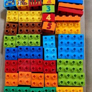 レゴデュプロ　48パーツ　 LEGO　純正 ブロック