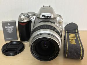 Nikon ニコン 一眼レフカメラ D40 レンズキット (シルバー) 動作未確認　