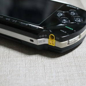 中古 SONY ソニー PSP プレイステーション ポータブル PSP-1000 黒 動作確認済 ソフトのおまけ付の画像6