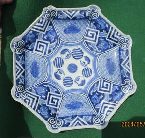  old Imari Edo period guarantee star anise decoration plate reverse side . have angle 2 place . small scratch equipped unusual shape 1 sheets 