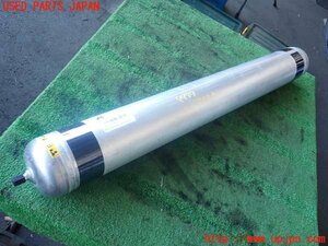 2UPJ-99775530] Jeep Grand Cherokee (WK36TA) air suspension tank (68064343AC) used 