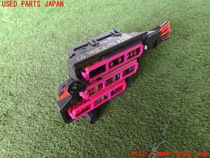 2UPJ-96786741]アウディ・A4 オールロードクワトロ(8KCDNA)ヒューズボックス1 中古