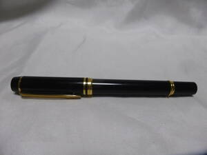 Waterman☆ウォーターマン　ブラック　万年筆　ldeal 18K M 30☆