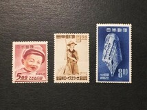 1949年発行記念切手　3種　こどもの日、ボーイスカウト、新聞週間　未使用　NH_画像1