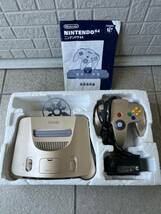 希少カラー 1円〜　ニンテンドー64 ゴールド Nintendo 64 GOLD 限定モデル コントローラー付き 通電確認済み　現状品_画像1