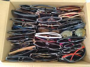 # sunglasses large amount Manufacturers brand various . summarize 145ps.@ and more C
