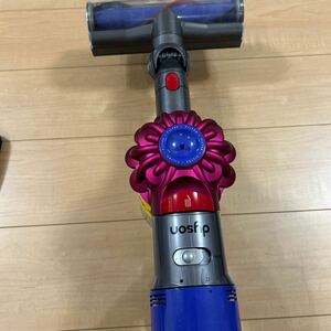 【中古】dyson ダイソン コードレスクリーナー SV11 ジャンク品