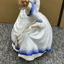 128420◎Royal Doulton ロイヤルドルトン PAMELA 女の子 置物 フィギュア アンティーク 西洋陶磁_画像4