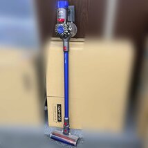 128422◎Dyson ダイソン v7 fluffy コードレスクリーナー 掃除機 サイクロン式 ブルー 互換バッテリー付属_画像1