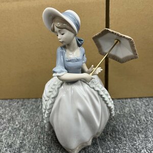 124946*[ есть перевод ]LLADRO Lladro flat мир .. .. девочка зонт цветочный принт украшение античный Vintage европейская керамика 