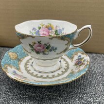 126562▲ROYAL　ALBERT　ロイヤルアルバート　カップ＆ソーサー　2客　洋食器　ピンク　ブルー　花柄_画像3