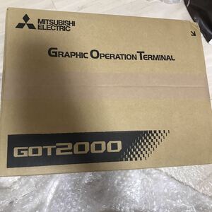 タッチパネル 三菱電機 GT2710-VTBA-040 2023 年製 新品