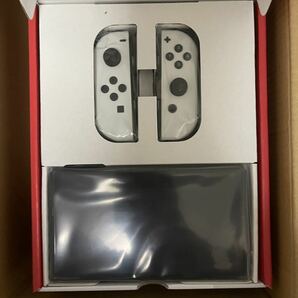 新品 未使用 送料無料 任天堂 Nintendo Nintendo Switch （有機ELモデル） Joy-Con（L） （R） ホワイト [Nintendo Switch本体]の画像2