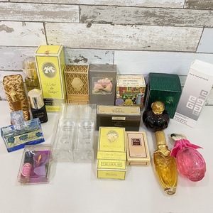  perfume skin care summarize 18 point Hermes Nina Ricci Dior Pinky Girls Barbie number one doll Givenchy etc. together 