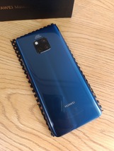 ♪♪♪ 【美品】 HUAWEI Mate 20 Pro LYA-L29 128GB SIMフリー ミッドナイトブルー おまけ付き ♪♪♪_画像4