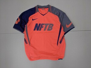 13．ナイキ NIKE NFTB FOOT BALL メッシュ切替 防風 ピステ 半袖ブルゾン スウォッシュ メンズXL x208