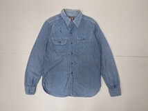 20．日本製 MOMOTARO JEANS 桃太郎ジーンズ シャンブレー 長袖シャツ まち付き デニムシャツ メンズ36 淡いネイビー系x401_画像1