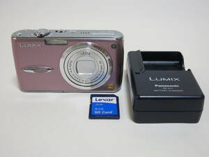  パナソニック・ Panasonic　★コンパクトデジタルカメラ　 LUMIX DMC-FX01 　ピンク 　★SDカード1GB・充電器・ ケース付