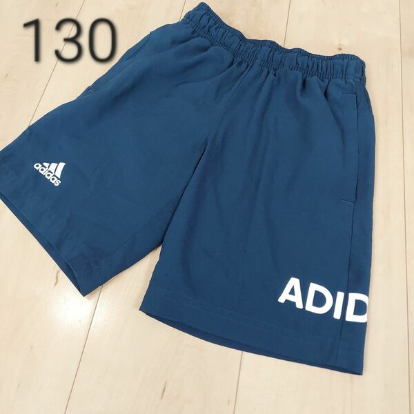 adidas アディダス ハーフパンツ ショートパンツ ネイビー 130 ロゴ 紺