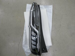 中古品　ホンダ純正　テールランプ　品番　33550-TTA-J610-M1　N-BOX　カスタム　JF3　4　左側　点灯確認済み