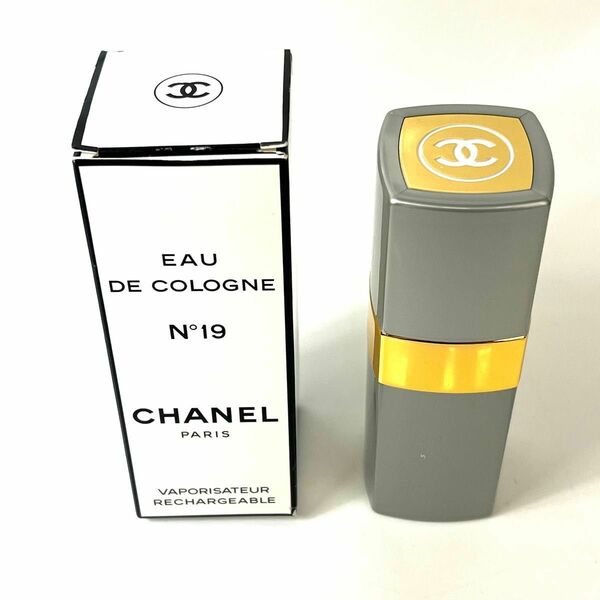 CHANEL シャネル　No°19 オードトワレ　香水　EDT フレグランス　スプレー　EAU DE 中古品　正規品