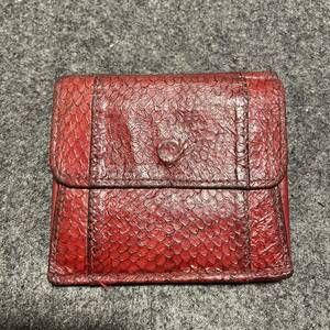 CANADIAN GENUINE SALMON LEATHER 折り財布 / レザー / 本革 / 鮭 / ウォレット 