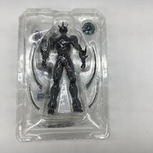 Max Factoy figma 333 強殖装甲ガイバー ガイバー Ⅲ GUYVER フィギュア 説明書・肘パーツ1個 欠品 フィグマ マックスファクトリー_画像3