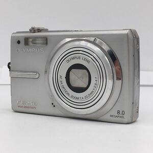 OLYMPUS オリンパス FE-250 シルバー コンパクト デジタル カメラ デジカメ コンデジ バッテリー付属 動作確認済