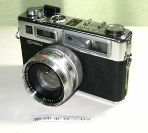 ヤシカ　エレクトロ35 ゴールド　　YASHICA Electro 35G　　　要修理　　　中古　　002