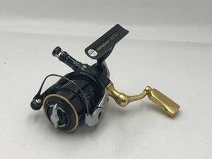 【2052】SHIMANO シマノ 13 ヴァンキッシュ リミテッドエディション C2000HGS スピニングリール リールスタンド付 Vanquish 中古品