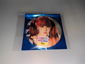 KCONカフェ2024　缶バッジ　YENA