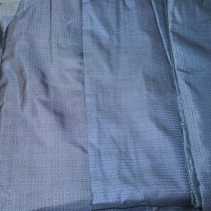 壱木2371 すべて本絹の男着物１０着セットК泥大島・泥藍大島・米澤亀甲絣 サイズいろいろですが着用可能の全て躾付きの上物ですの画像3