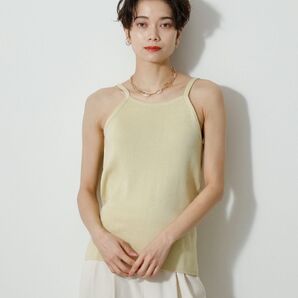 【美品】アズールバイマウジー 2WAYフロントツイストセットニットトップス