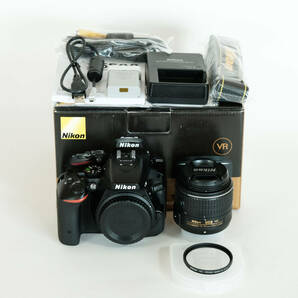 [美品｜シャッター数13,379回] Nikon D5500 18-55 VR II レンズキット ブラック / ニコンFマウント / デジタル一眼レフ