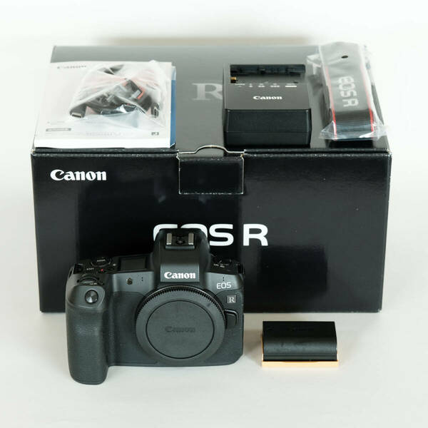 [シャッター数1.8万回以下] Canon EOS R ボディ / キヤノンRFマウント / フルサイズミラーレス一眼