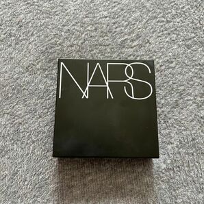 NARS ナチュラルラディアント ロングウェア クッションファンデーション 