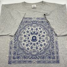 【XL】 USED EXAMPLE Paisley Bandanna Print Tee Grey イグザンプル ペイズリー バンダナ柄 プリント Tシャツ グレー F623_画像3