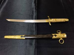  old house place warehouse goods![ navy short .] high class .. place . goods special order specification ( sword blade . scabbard . curve equipped ) black ... leather cover scabbard battle sward finger . sword 