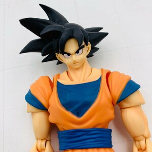 難あり中古品 S.H.Figuarts フィギュアーツ ドラゴンボールZ 孫悟空