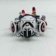 中古品 S.H.フィギュアーツ 仮面ライダーエボル ブラックホールフォーム_画像6